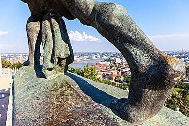 被世嘉叫停的《鬣狗》是公司史上最烧钱的项目